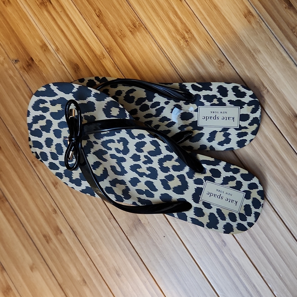 KATE SPADE Nova Leopard Print Flip Flops Sandals Size 8